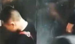 女人尿尿视频,真实尿尿视频背后的故事